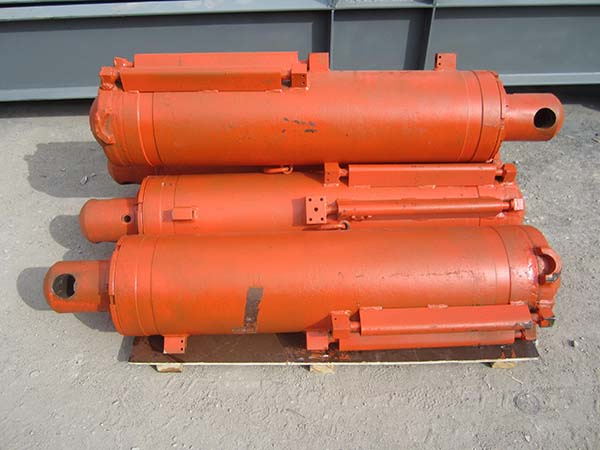 Һѹ֧�ܵ�����ǧ�ﶥ